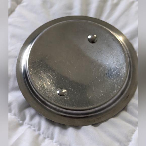 Le Creuset stainless steel 6.5 inch replacement lid.  GUC. 5.5 inch inside. - Picture 3 of 5